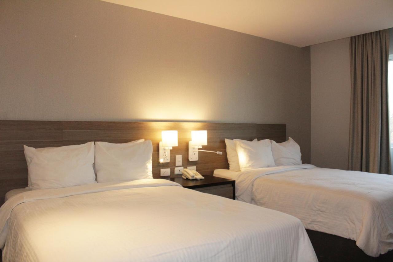 Hotel Nuvo Saltillo Bagian luar foto
