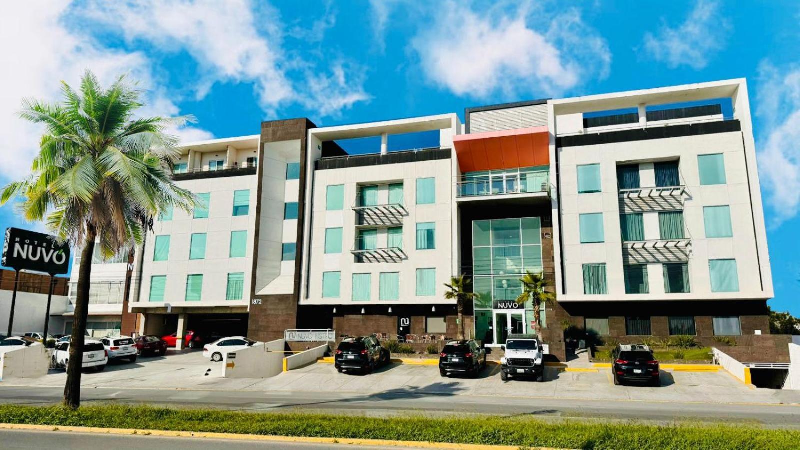 Hotel Nuvo Saltillo Bagian luar foto