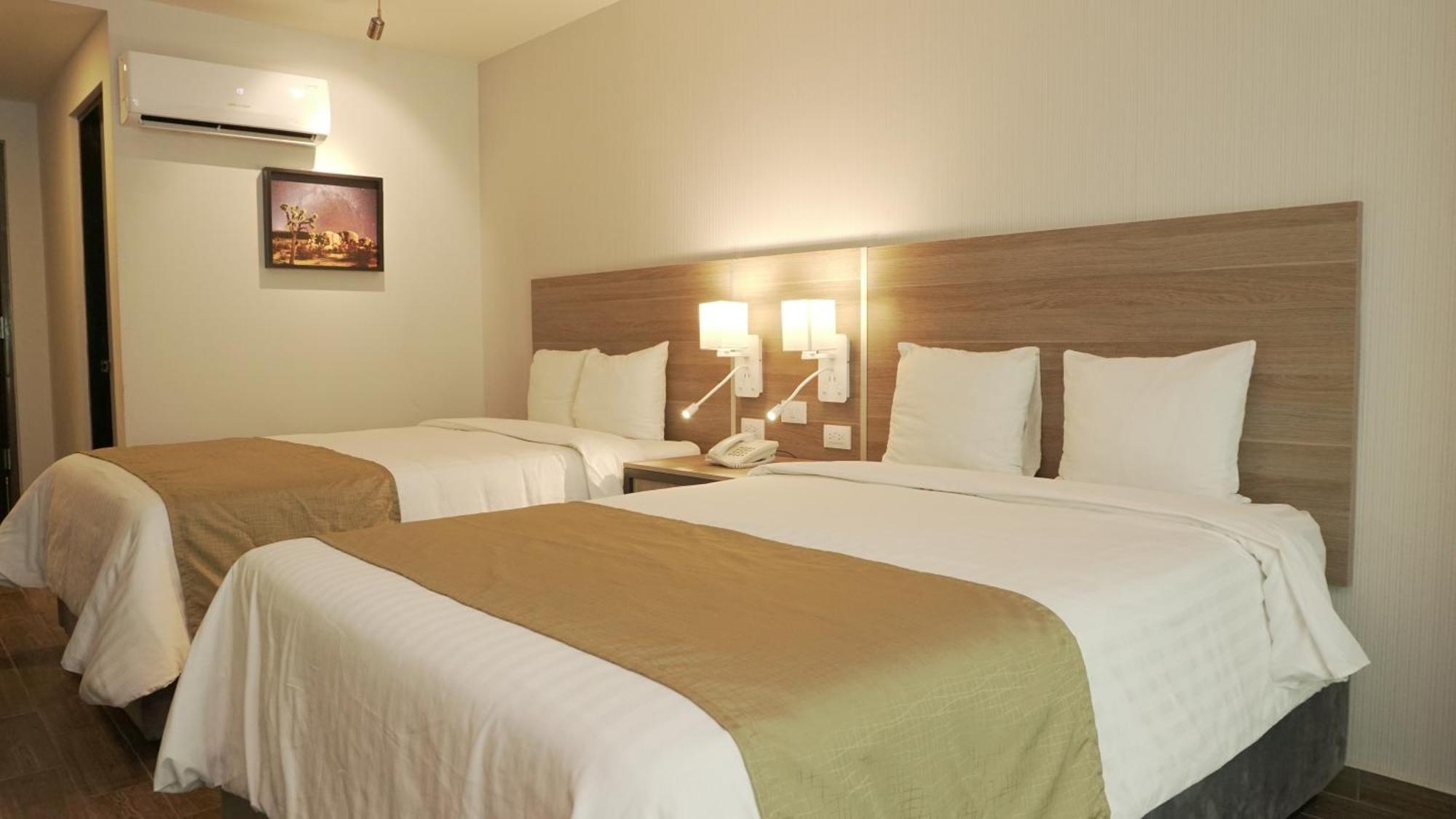 Hotel Nuvo Saltillo Bagian luar foto